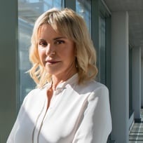 Julia Tsetis Profile Picture