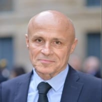 Olivier Poivre D'Arvor Profile Picture