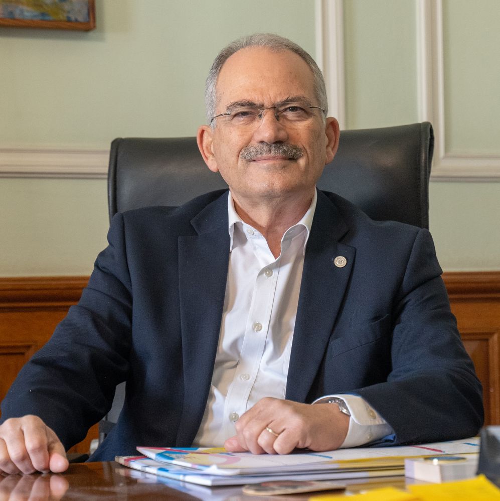 Nicos Nicolaides