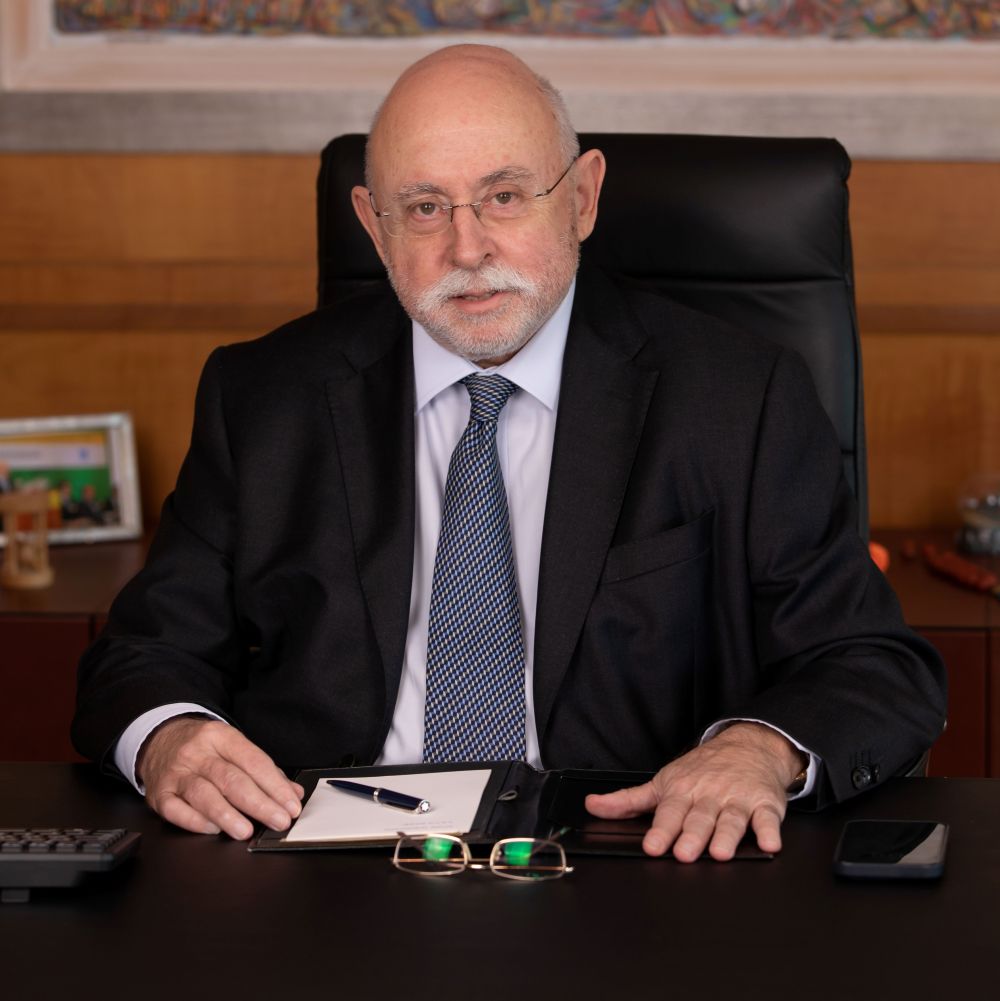 Dinos Benroubi