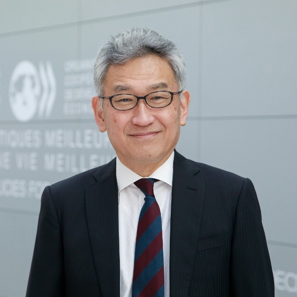 Yoshiki Takeuchi