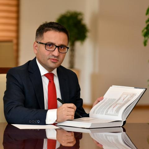 Fatmir Besimi