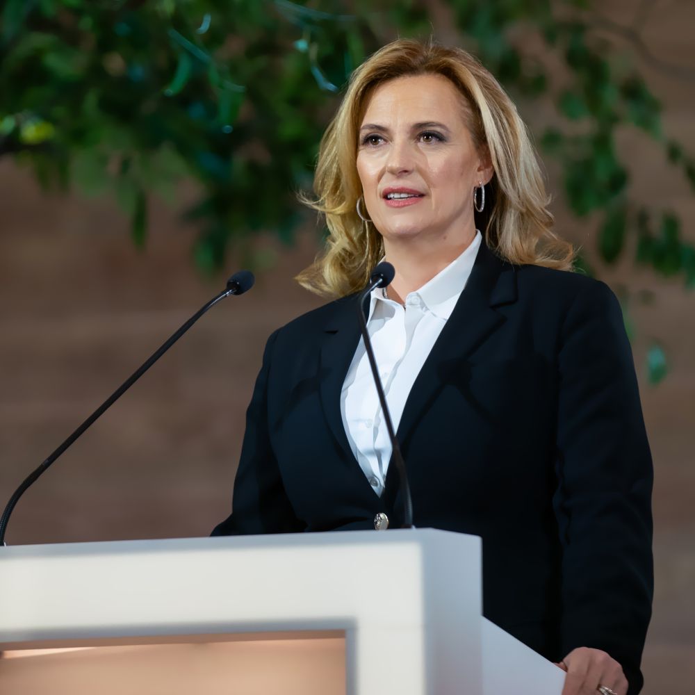Vivian Bouzali