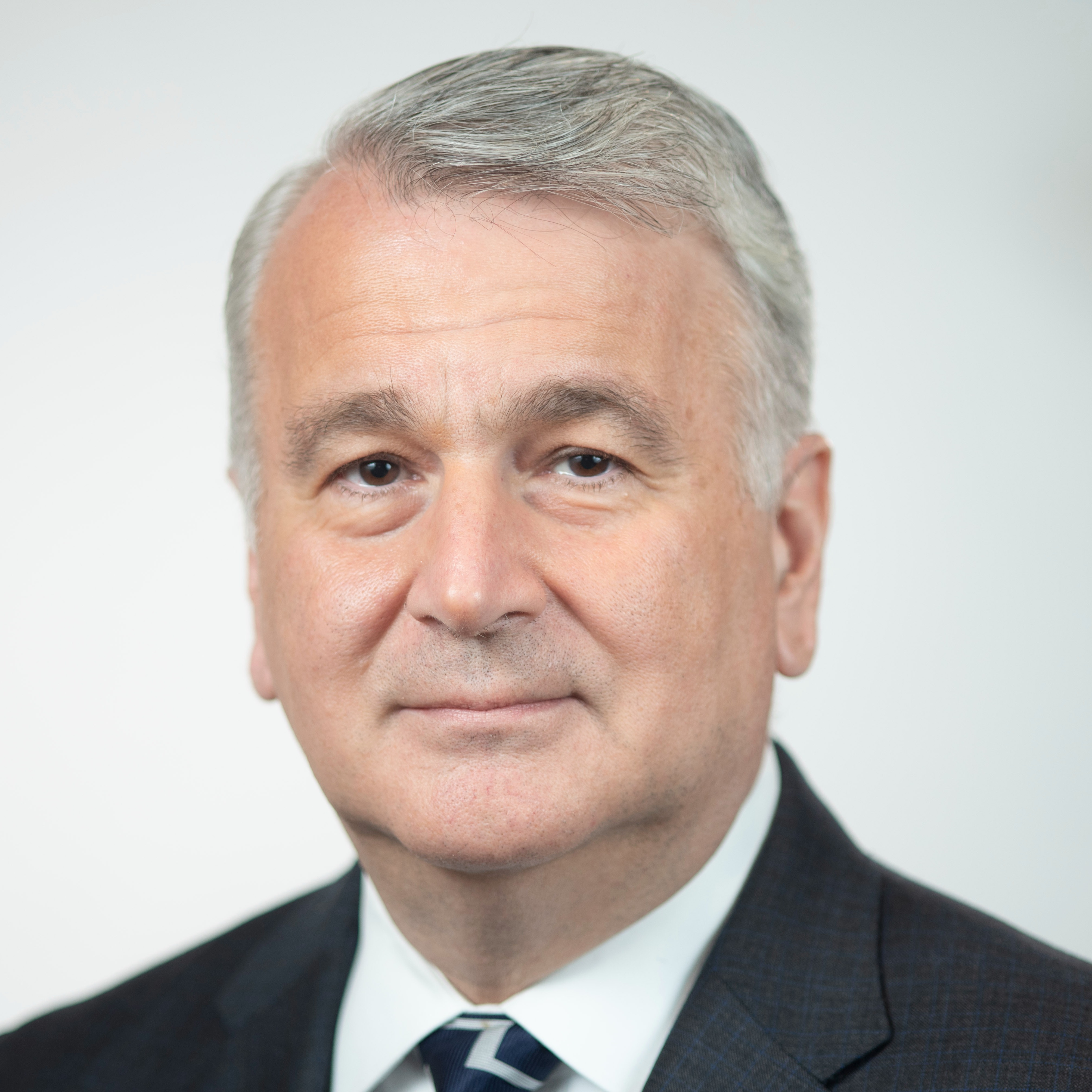 Nik Nanos