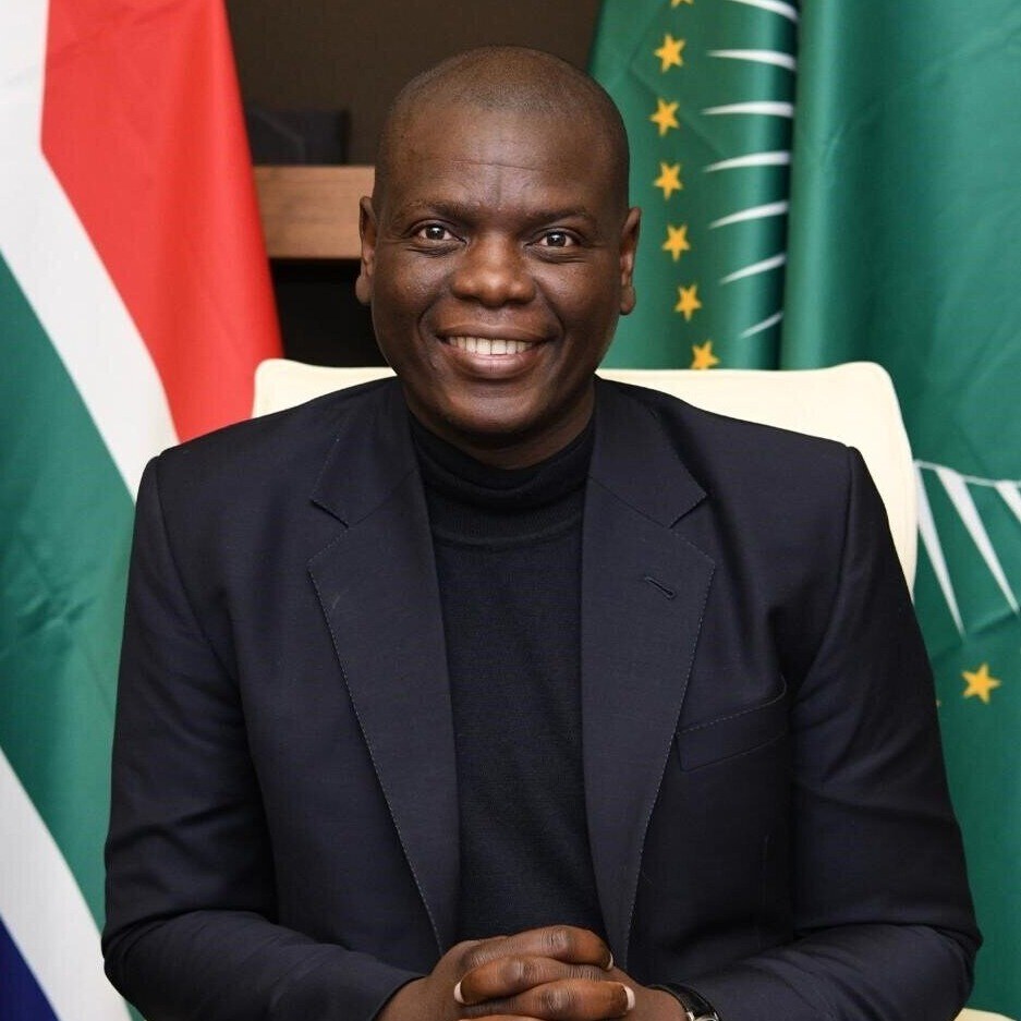 Ronald Ozzy Lamola