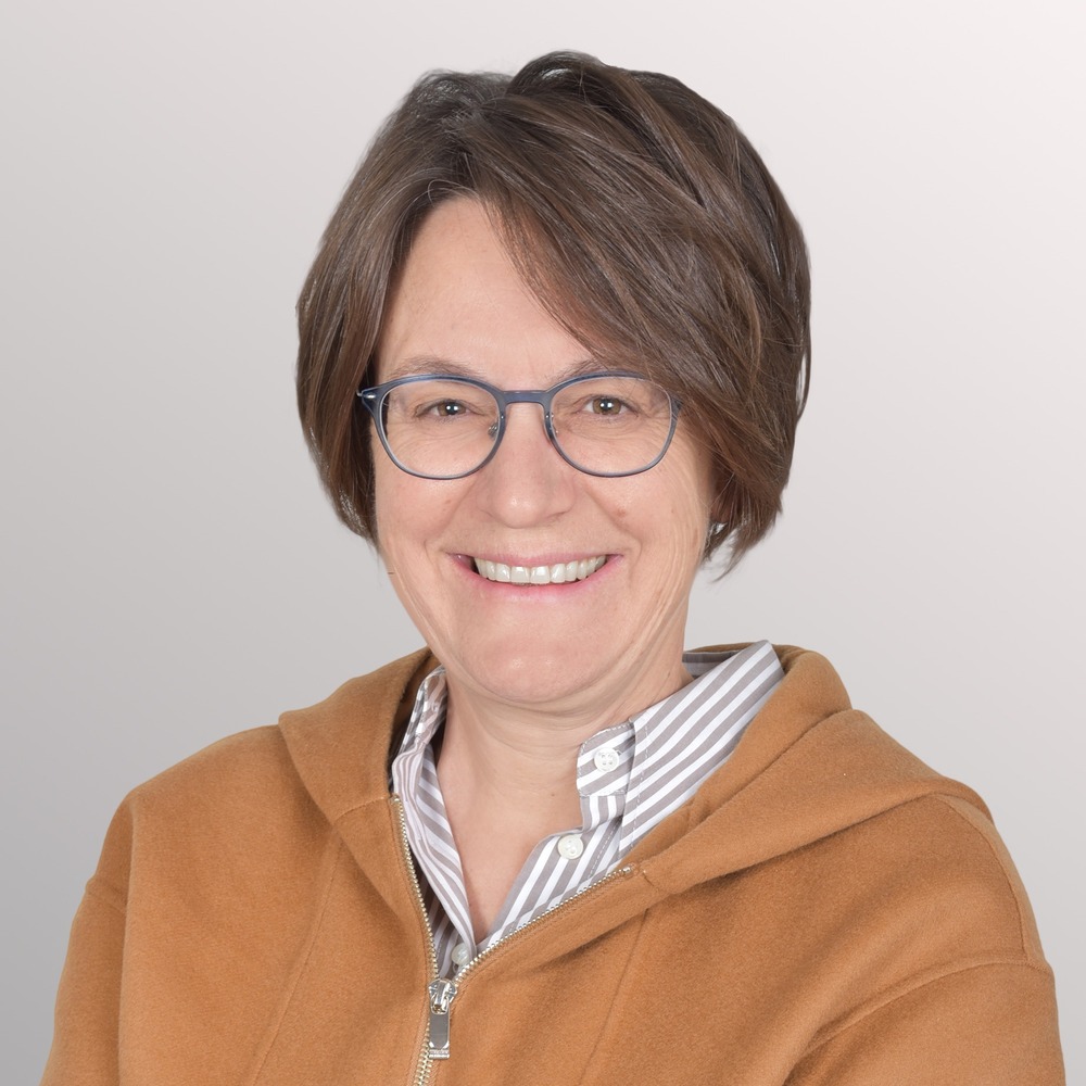 Effie Kinini