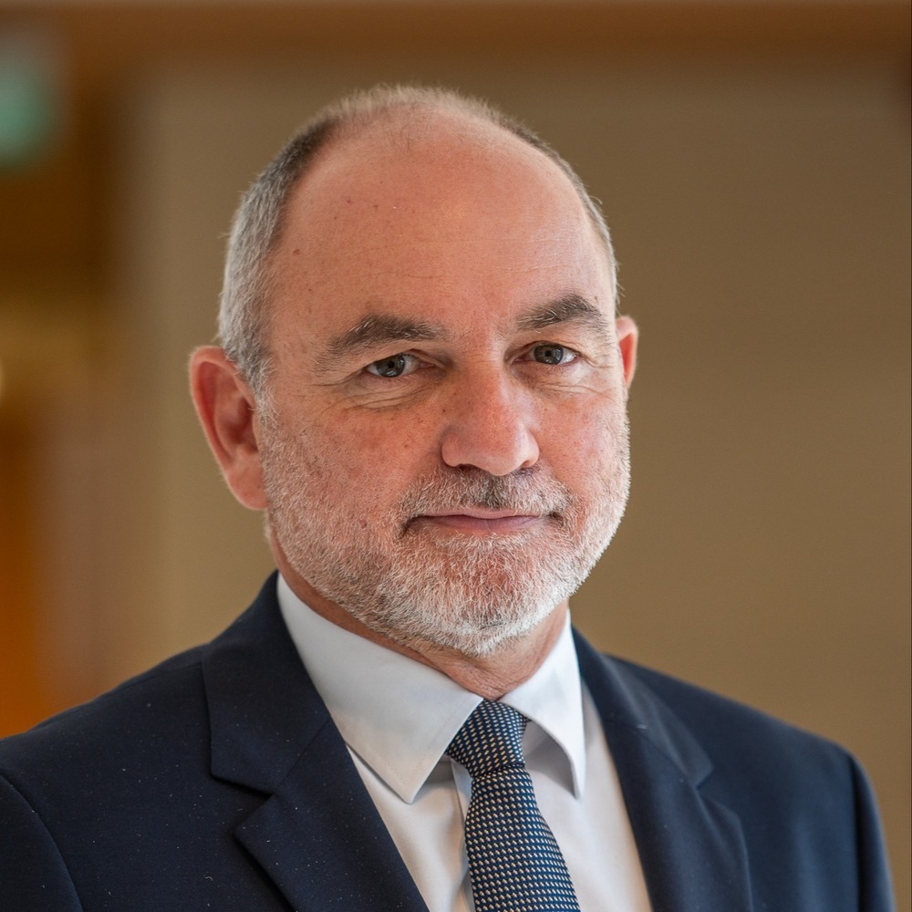  George  Georgopoulos 