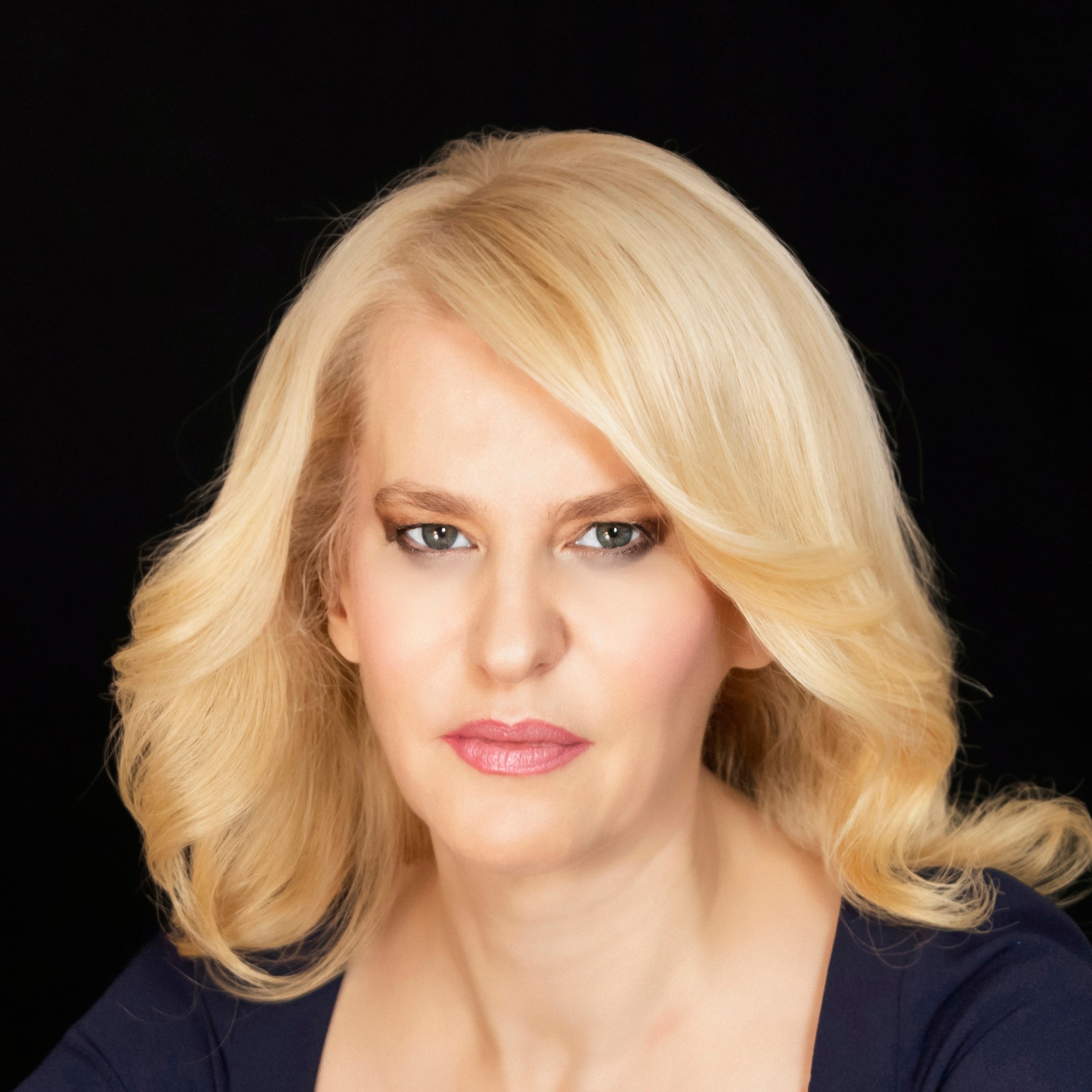 Theodora Tzakri