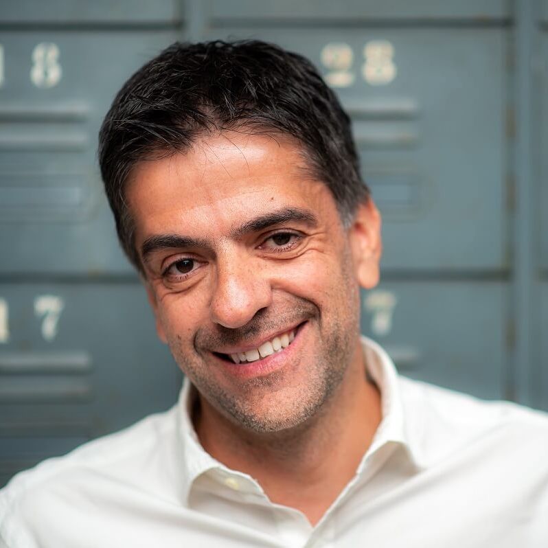 Kostas Tovil