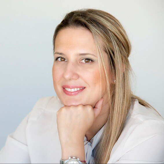 Anna  Nazou