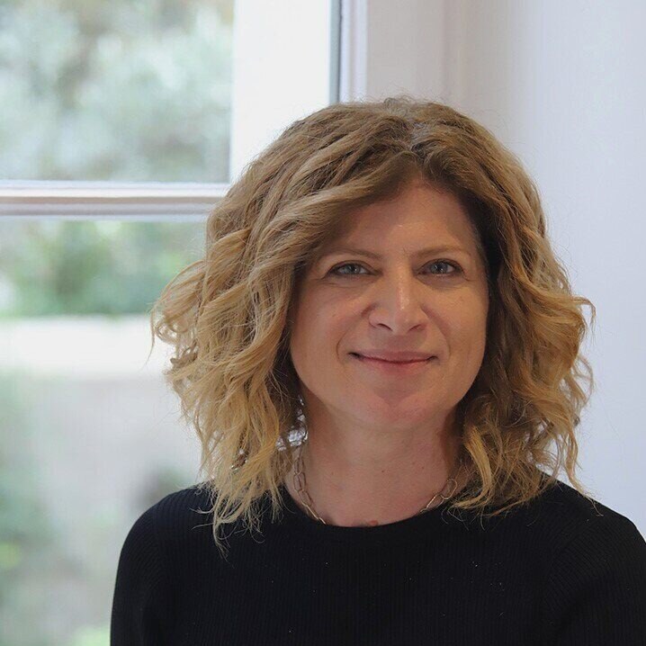 Marie Delli