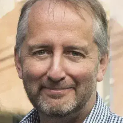Julian Lipscombe