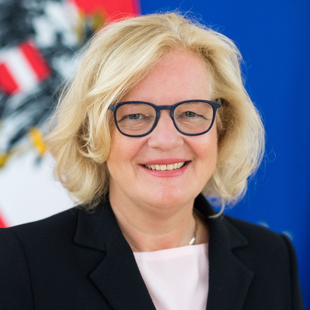 Andrea Ikic-Böhm